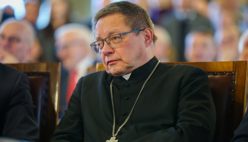 "Dramatycznie nieprawdziwa". Kardynał Ryś krytykuje wielkopiątkową modlitwę za Żydów