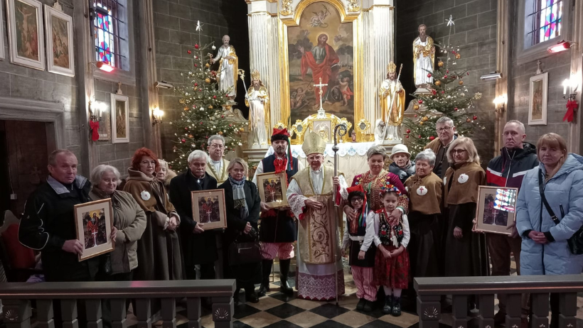 Abp Marek Jędraszewski podczas jubileuszu w Więcławicach Starych: Skarb wiary musi być przez nas strzeżony