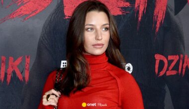 Julia Wieniawa spóźniła się na premierę. Pełnomocnik i reżyser tłumaczą. "Nie miała wpływu"