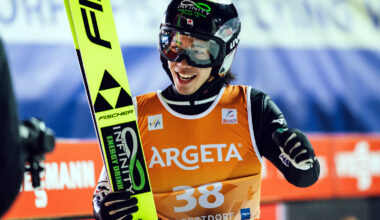 Japonia ze złotem, Polska ósma, Prevc niedopuszczony do startu