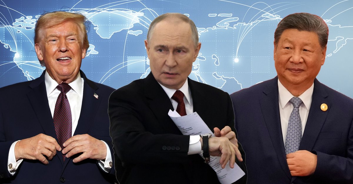 Po lewej prezydent Stanów Zjednoczonych Donald Trump w Rocky Mount w Karolinie Północnej,19 grudnia 2025 r. W środku prezydent Rosji Władimir Putin w Moskwie, 25 grudnia 2025 r. Po prawej  Xi Jinping w Tianjin w Chinach  1 września 2025 r. W tle grafika uwzględniająca mapę świata