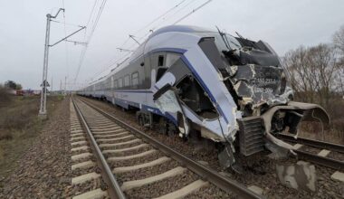 Pesa napraw Darta po wypadku na przejeździe