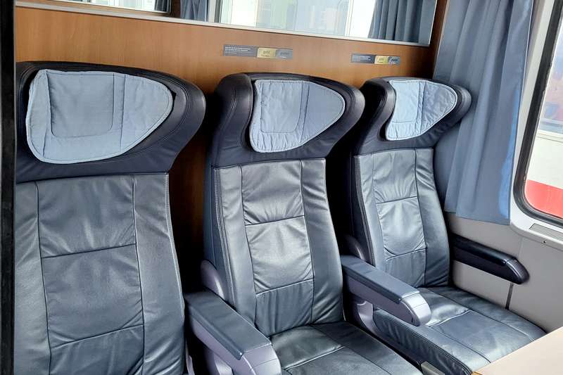 Poznaliśmy szczegóły zakupu 50 wagonów od DB przez PKP Intercity