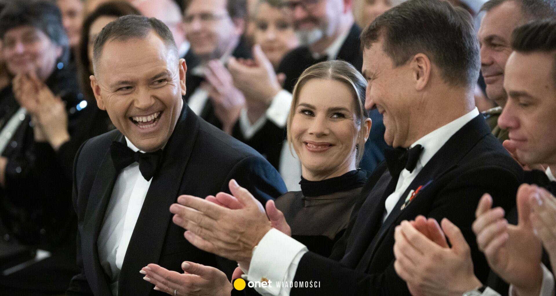 Karol Nawrocki zaprosił Radosława Sikorskiego. Uśmiech nie schodził im z twarzy