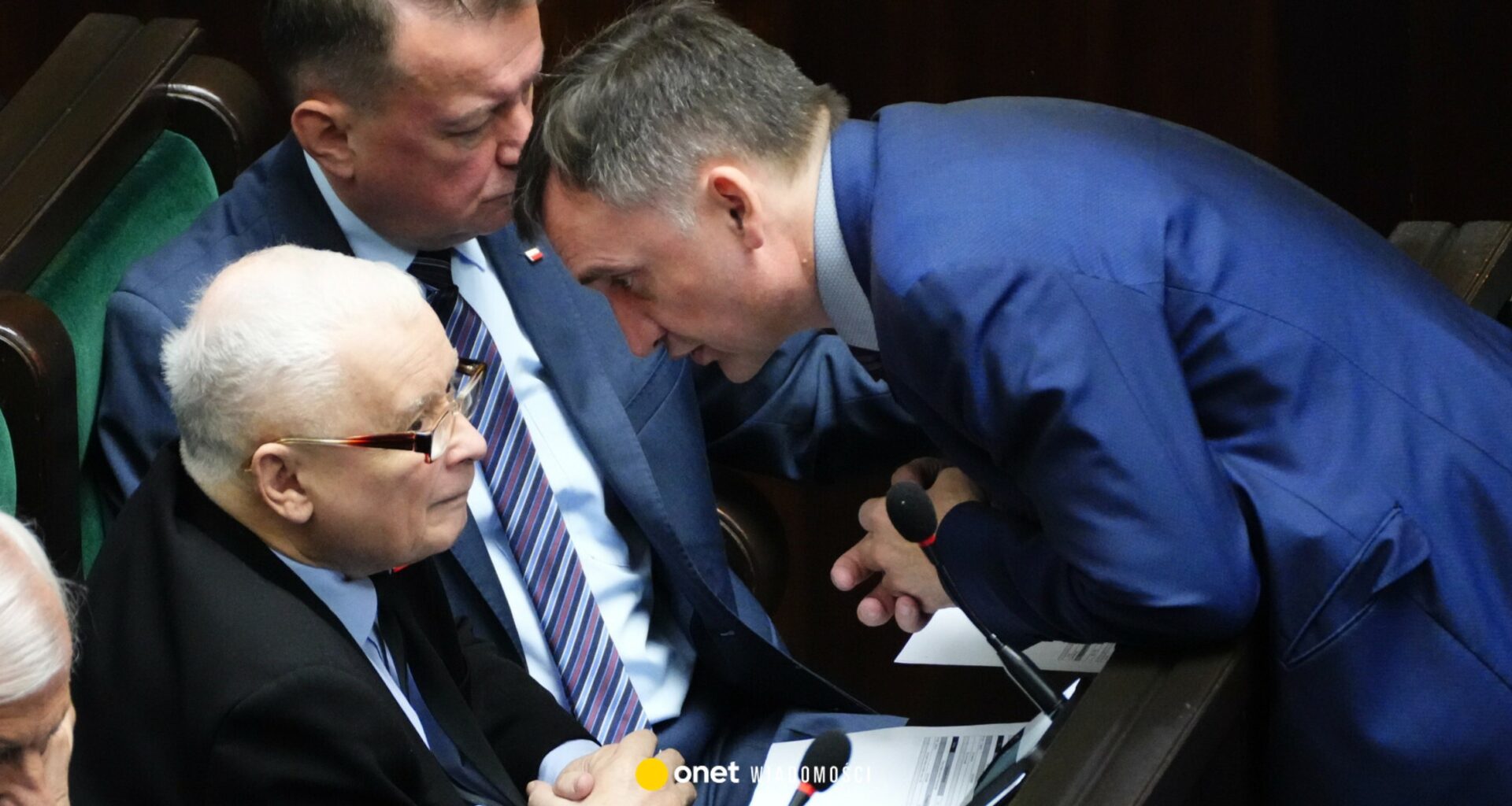 "SW". Hołownia chce wrócić do Polski 2050. Ziobro zwiał na Węgry