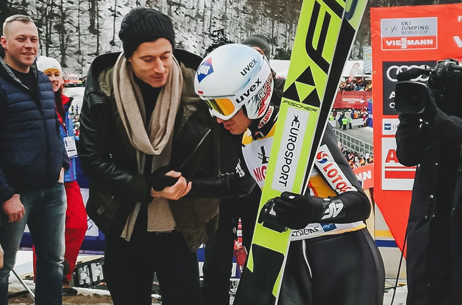 Skoki narciarskie. „Bardzo chciałem wtedy wygrać” – Stoch wspomina spotkanie z Lewandowskim