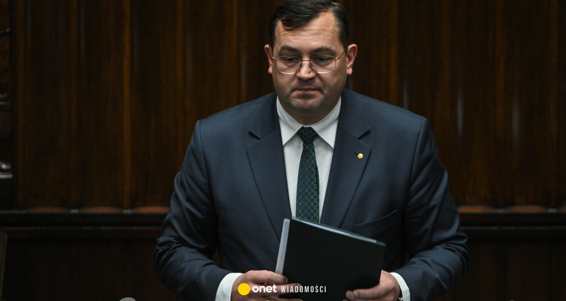 Gnojówka przed domem ministra rolnictwa. Sprawca w rękach policji