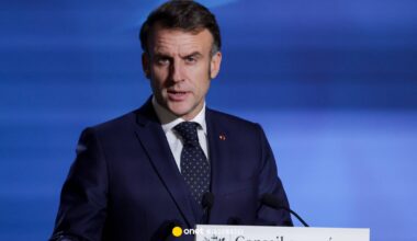 Żołnierze z Francji udadzą się na Grenlandię. W tle napięcie między Danią i USA - Onet Wiadomości