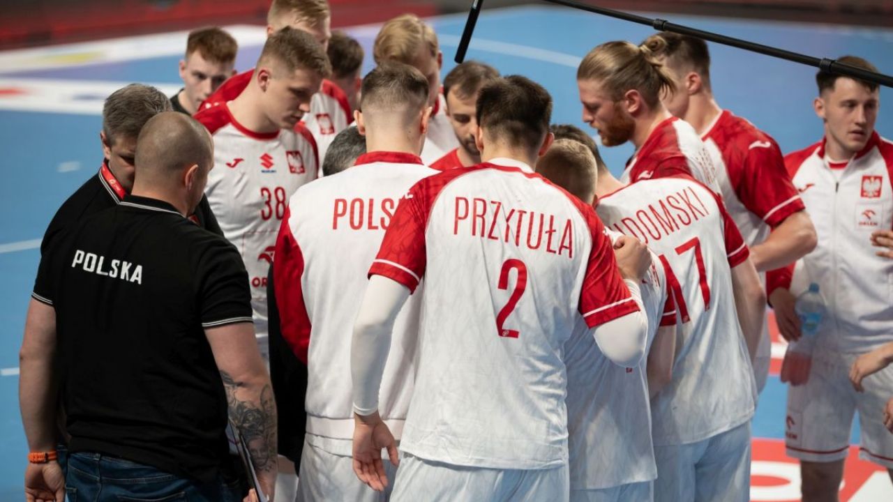 Reprezentacja Polski później dotrze na Euro. Lot został odwołany - sport.tvp.pl