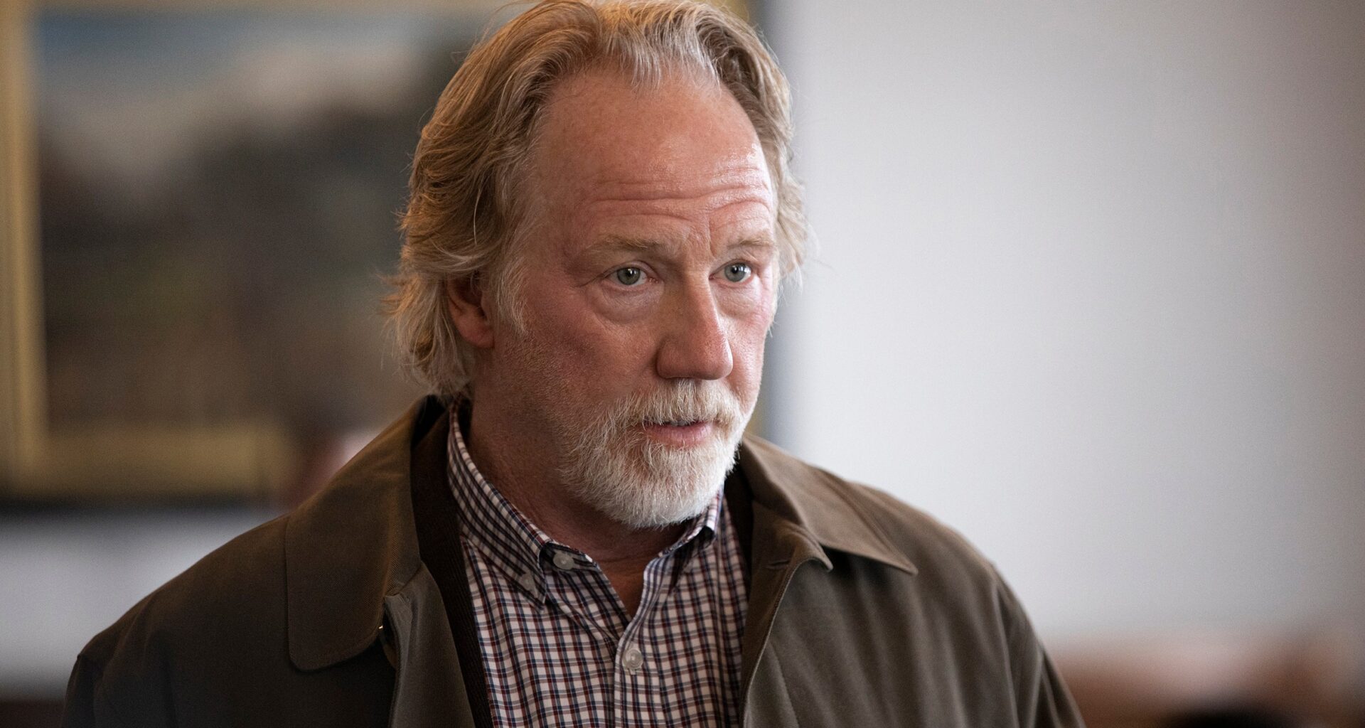 Timothy Busfield na planie serialu "For Life"
