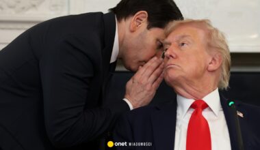 "Kiedy mam problem, dzwonię do Marco". To on stał się prawą ręką Trumpa. "Najlepszy w historii" sekretarz stanu może być następnym prezydentem