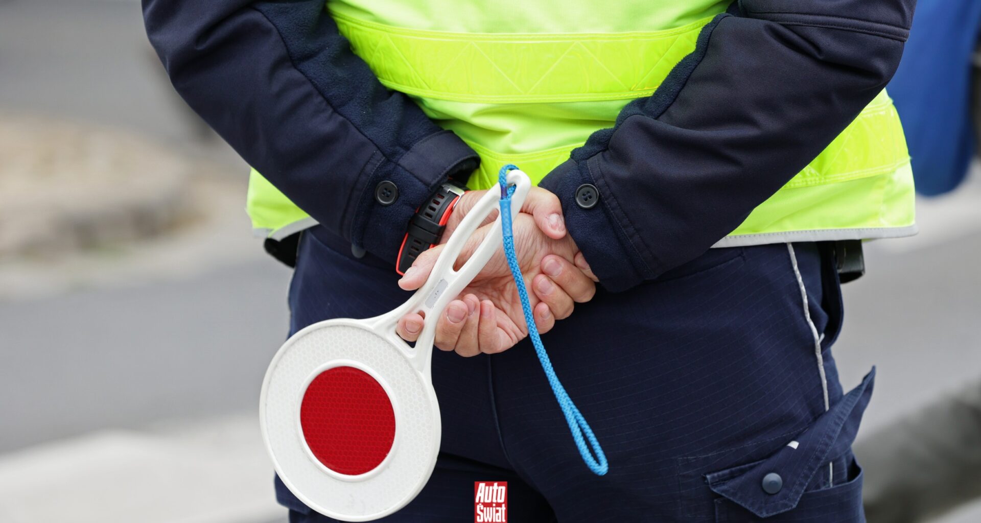 Co musi mieć każdy samochód w Polsce? Nasz czytelnik dostał mandat za gaśnicę w bagażniku