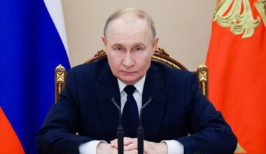 Trump pokazuje siłę, Putin nie chce być gorszy - czytamy