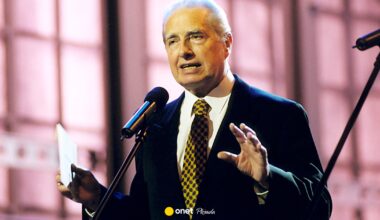 Lucjan Kydryński ożenił się z Haliną Kunicką. Nie lubił zapowiadać występów żony