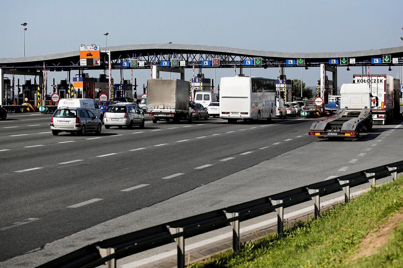 Koniec z płatnościami na kluczowej autostradzie. 'Osobówki będą jeździły bez opłat'