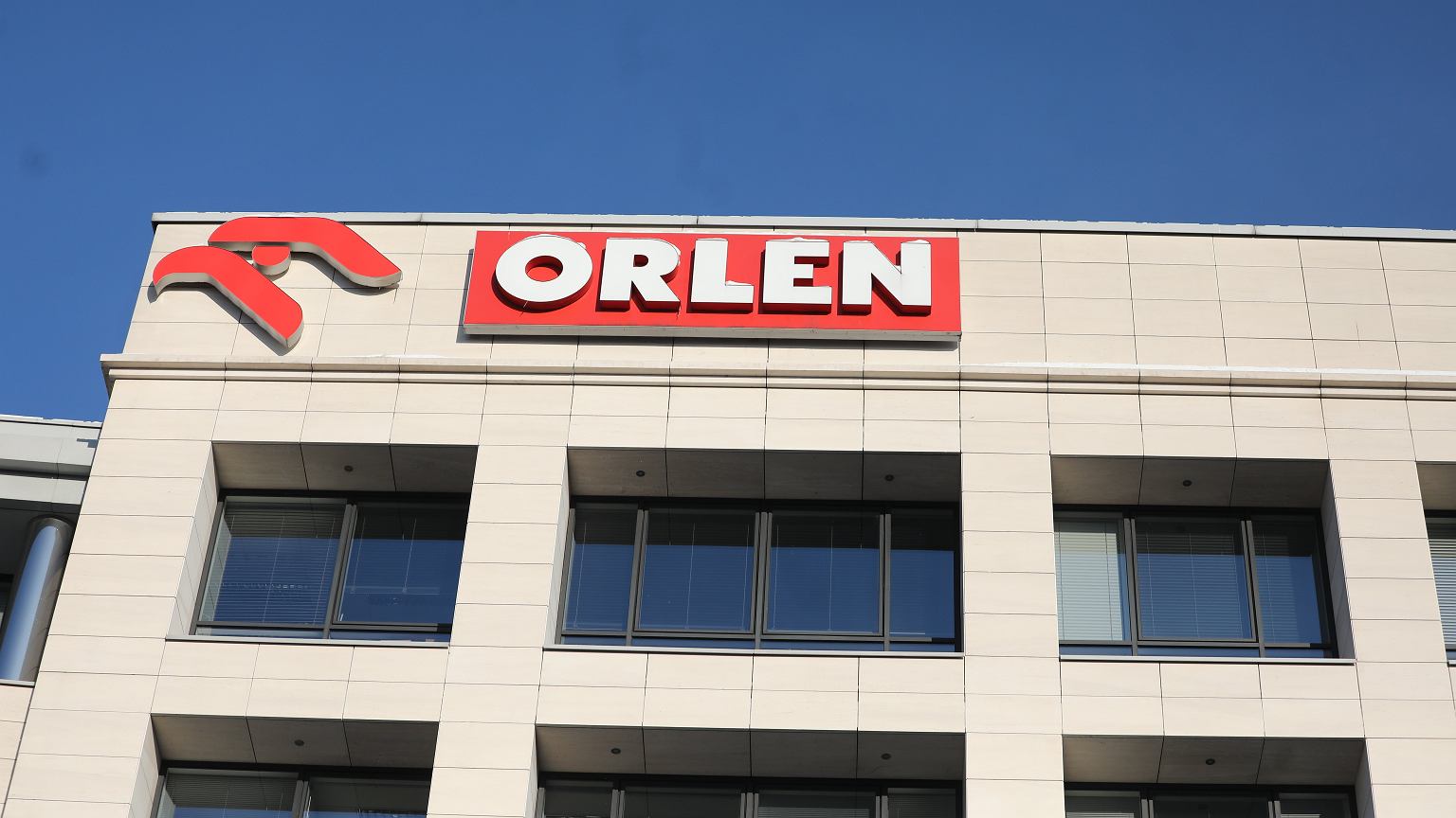 Państwowa spółka w tarapatach. Orlen żąda spłaty ogromnej pożyczki. To nie wszystko