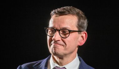 Media o niejasnościach w spółce powiązanej z Morawieckim. Trop prowadzi do Chin