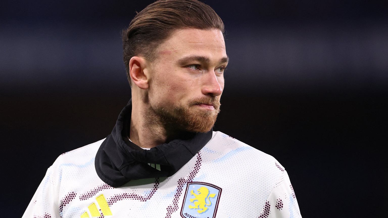 Anglicy oszaleli na punkcie Casha! 'Ale ma sezon!'