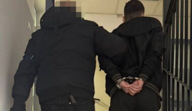 Spalone ciało w studzience na Żoliborzu. Zatrzymano kobietę i jej 17-letniego syna