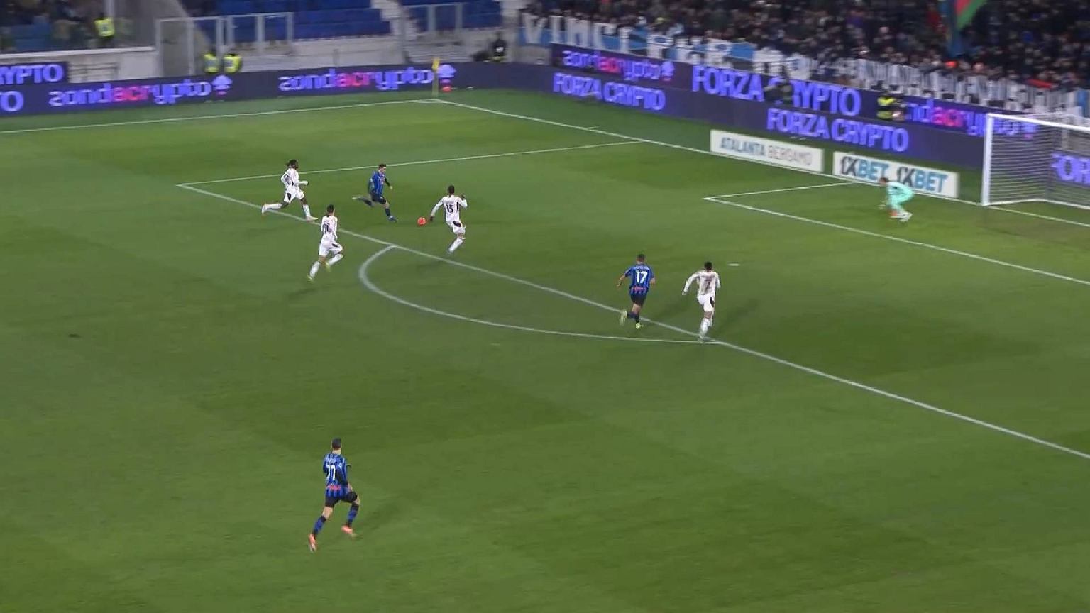 Była 35. minuta. Zalewski wyszedł sam na sam i zrobił to