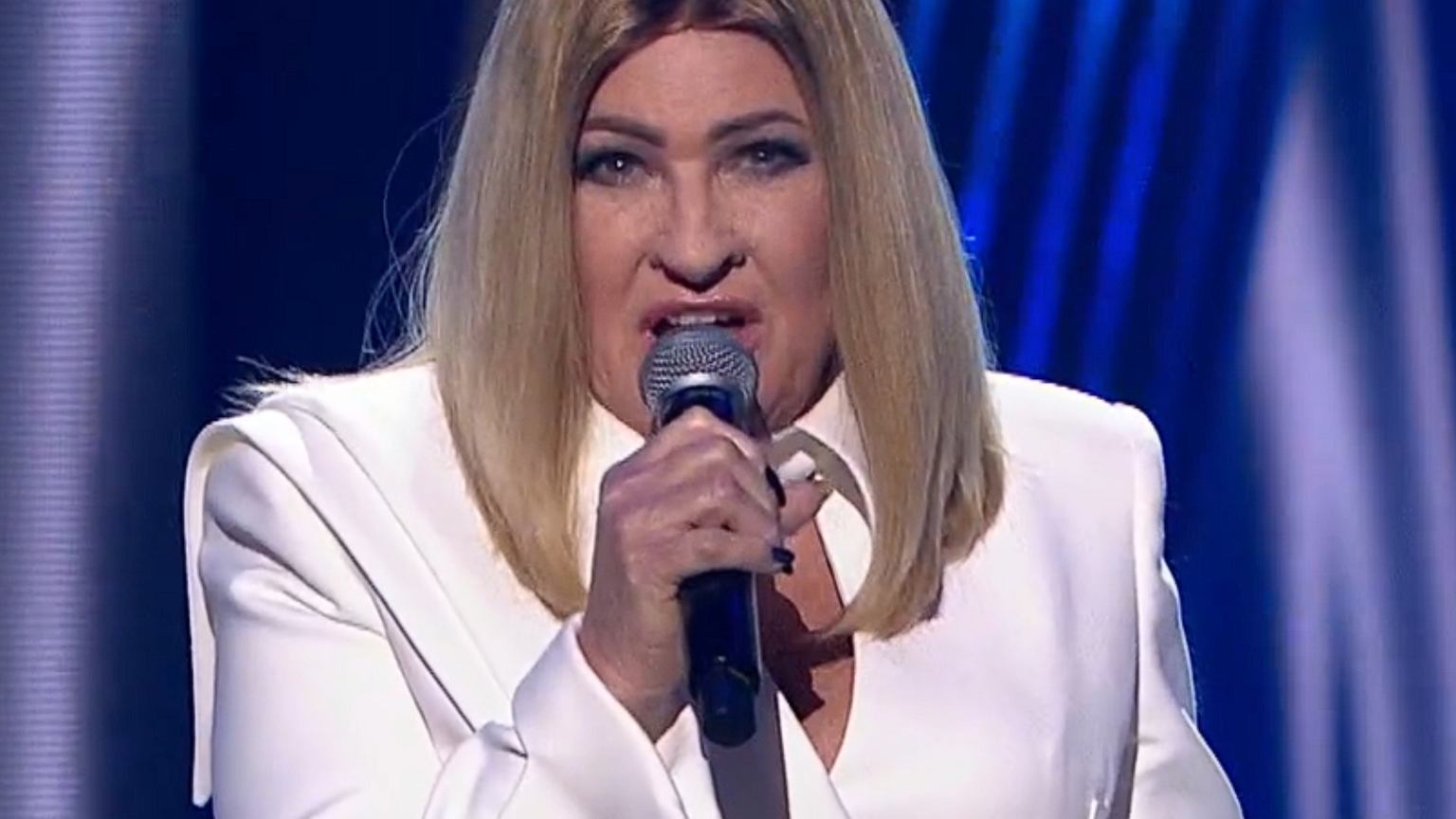 Beata Kozidrak myliła tekst swojego hitu na Gali Mistrzów Sportu. Fani nie zawiedli - Plotek.pl