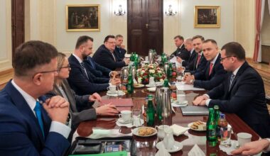 Nawrocki spotkał się z przedstawicielami rządu i szefami służb. Co z nominacjami?