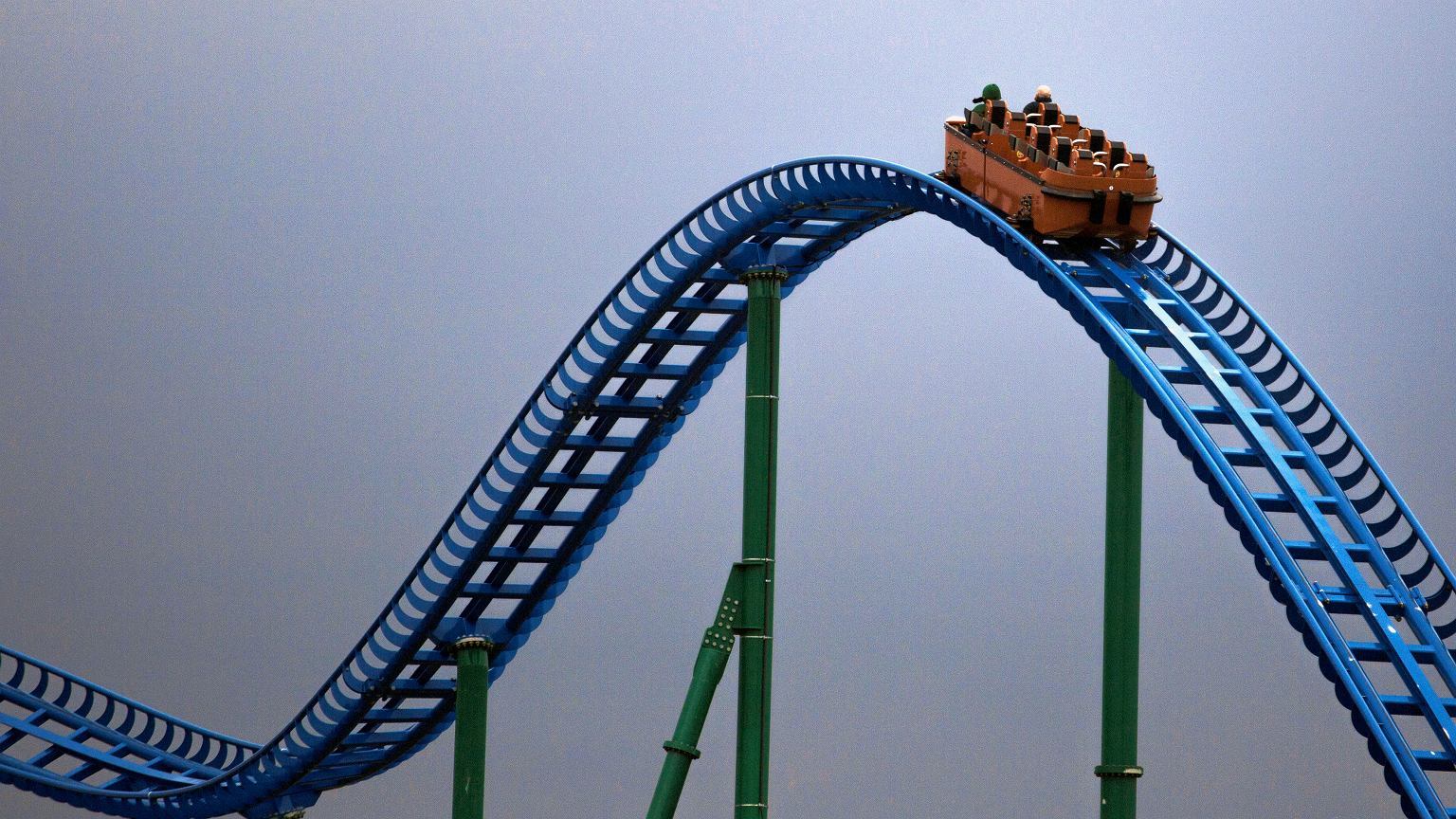 Tragedia w parku rozrywki w USA. Kobieta zmarła po przejażdżce na kolejce górskiej