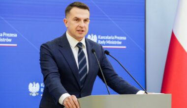 Karol Nawrocki zaproszony przez Donalda Trumpa do Rady Pokoju. Rząd reaguje