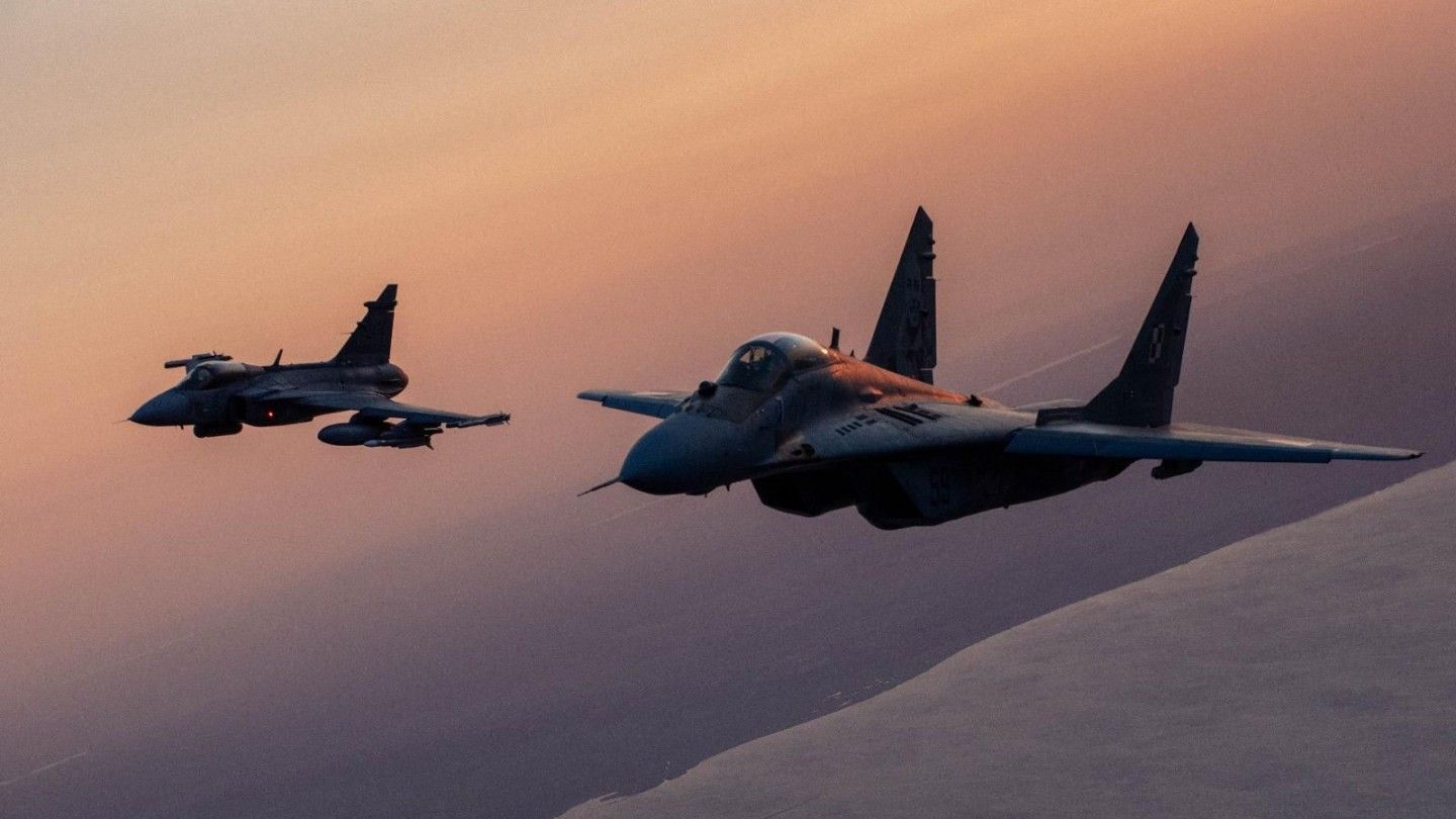 Gripen z pociskami Meteor i polski MiG-29