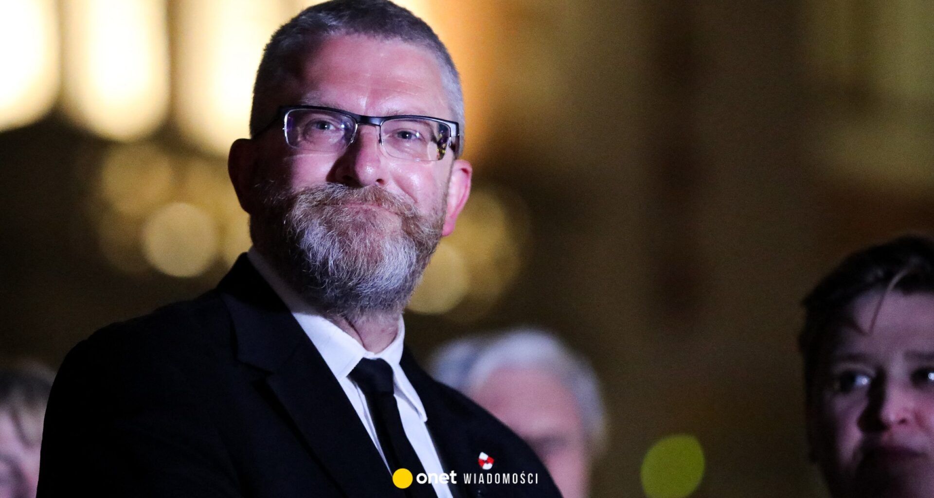 Co przyciąga wyborców do Grzegorza Brauna? Powody potrafią zaskoczyć