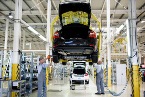 Zwolnienia aż w 6 krajach. Motoryzacyjny gigant walczy o przetrwanie