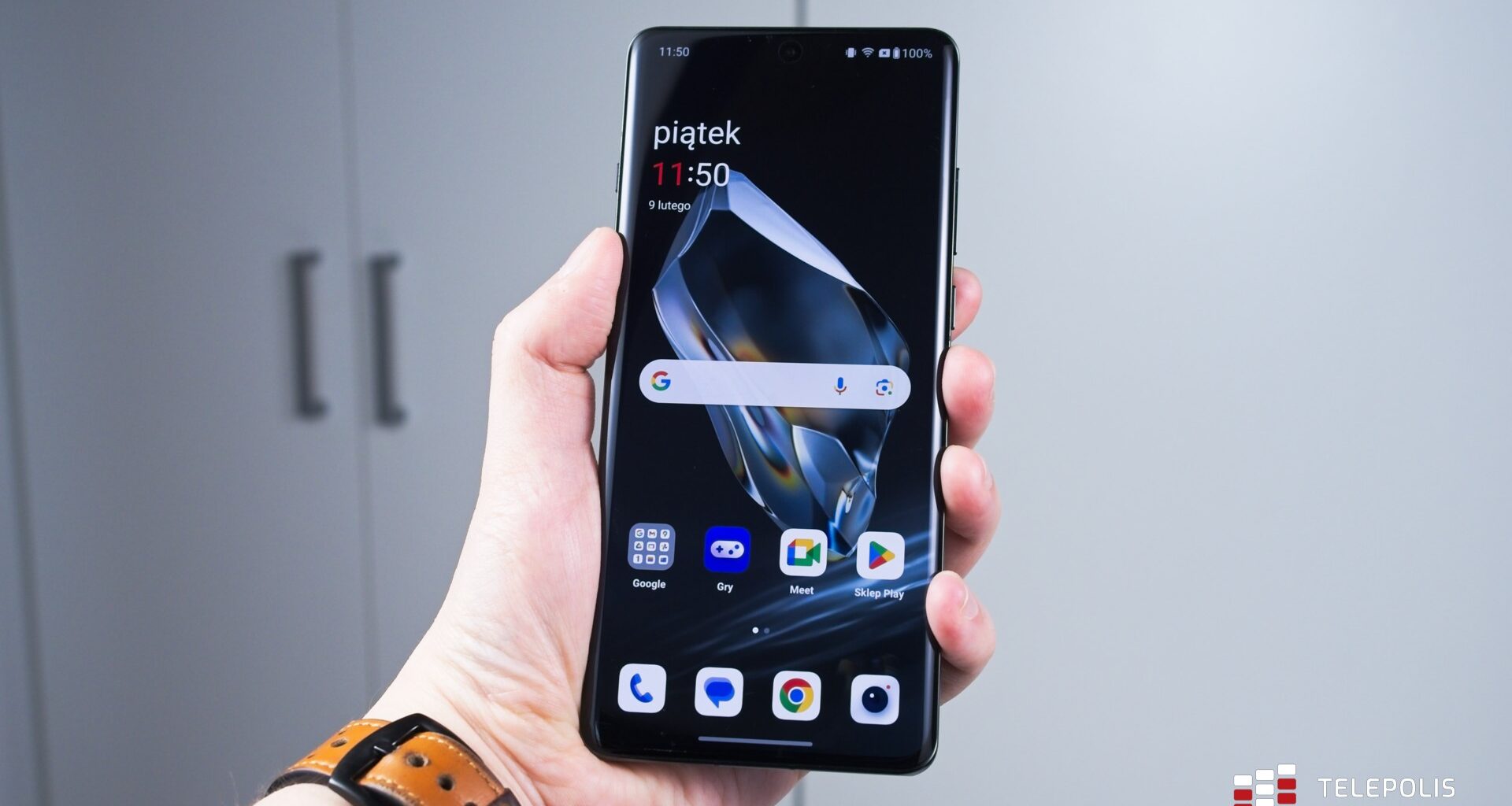 OnePlus ratuje baterie. Genialna funkcja trafia do starszych modeli