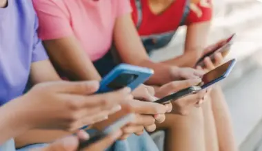 Hiszpania. "Będziemy chronić nieletnich". Władze ograniczą dostęp do mediów społecznościowych