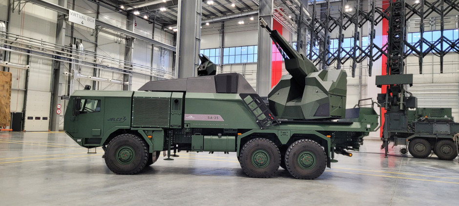 Element systemu San, czyli samobieżna armata SA-35 z PIT-Radwaru na podwoziu ciężarówki Jelcz. Fot. Rafał Lesiecki / PTWP