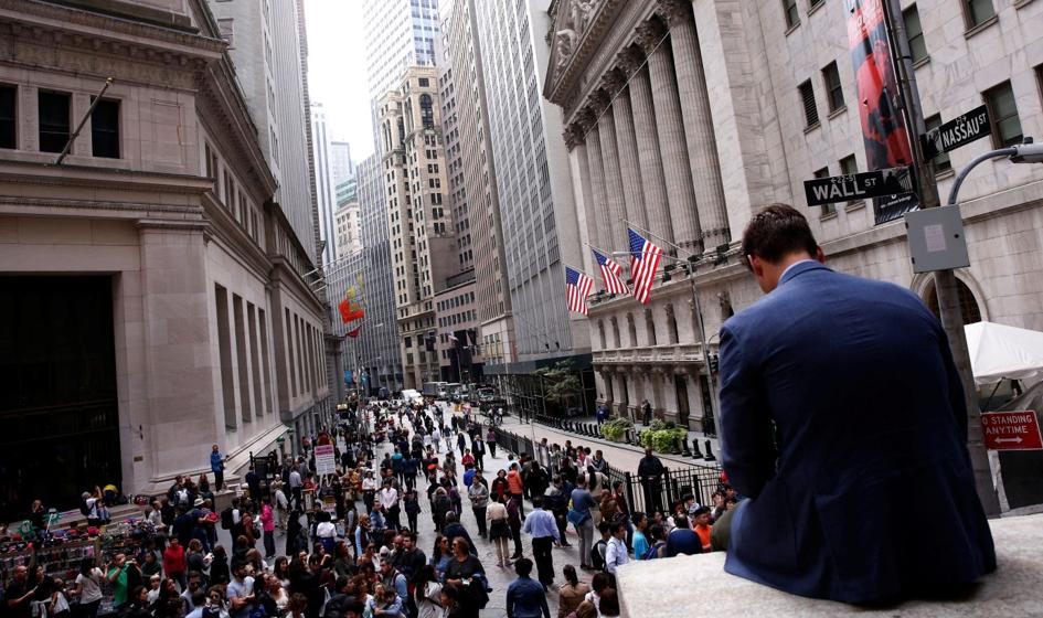 „Sprzedawaj Amerykę, kupuj wszystko inne”. WIG z nowym rekordem i najwyższymi obrotami w tym roku