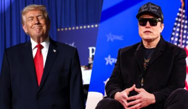 Po lewej prezydent Stanów Zjednoczonych Donald Trump w Clive w stanie Iowa, 27 stycznia 2026 r. Po prawej Elon Musk w Oxon Hill w stanie Maryland, 20 lutego 2025 r.