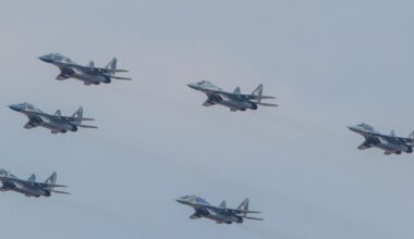 Polska poderwała myśliwce. Poranny komunikat wojska - Fakt