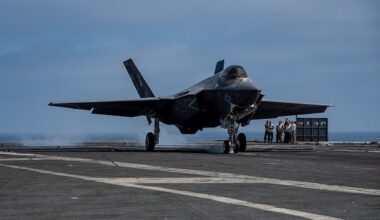 Awaria sieci Play. Użytkownicy mają problem z SMS-ami i zasięgiem