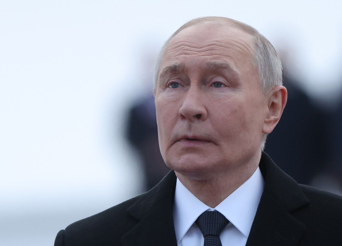 Rozbił szybę na przystanku. Wszystko się nagrało