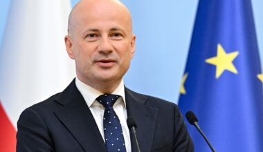 Złoto i srebro odbija po historycznym spadku. Oto co dzieje się na rynku