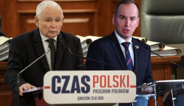 Niebezpieczna zabawa w Indiach. Bateria wybuchła w jego ustach