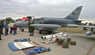 Amerykanie wysyłają sprzęt. Przenoszą go w jedno miejsce