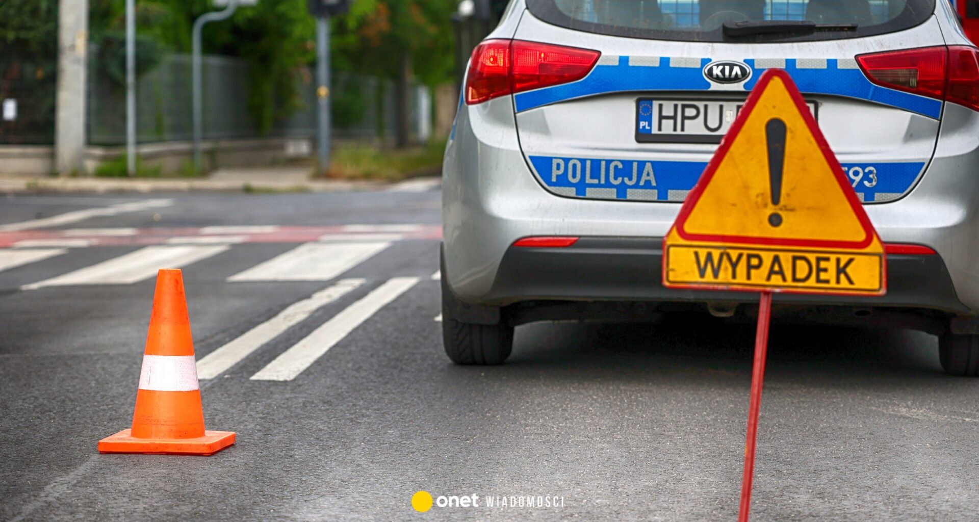 Tragiczny wypadek w miejscowości Krężelewice. Nie żyje młoda pasażerka