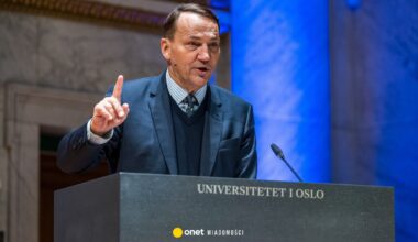 Radosław Sikorski mówił w Oslo o flocie cieni. "Zachęcam Norwegię"