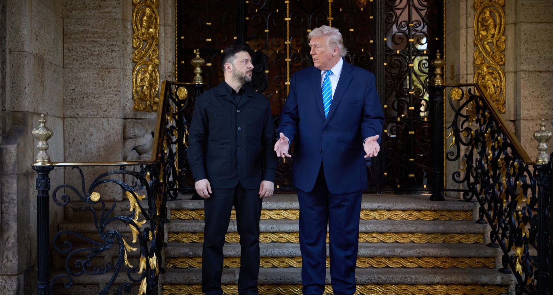 Blask złota nie zgaśnie? J.P. Morgan: ceny mogą sięgnąć 6300 dol. za uncję