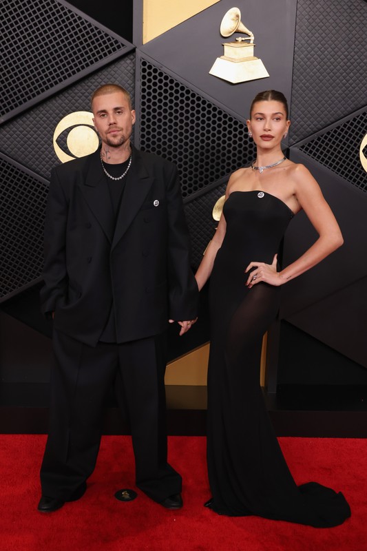Justin i Hailey Bieberowie w kreacjach marek Balenciaga i Alaïa