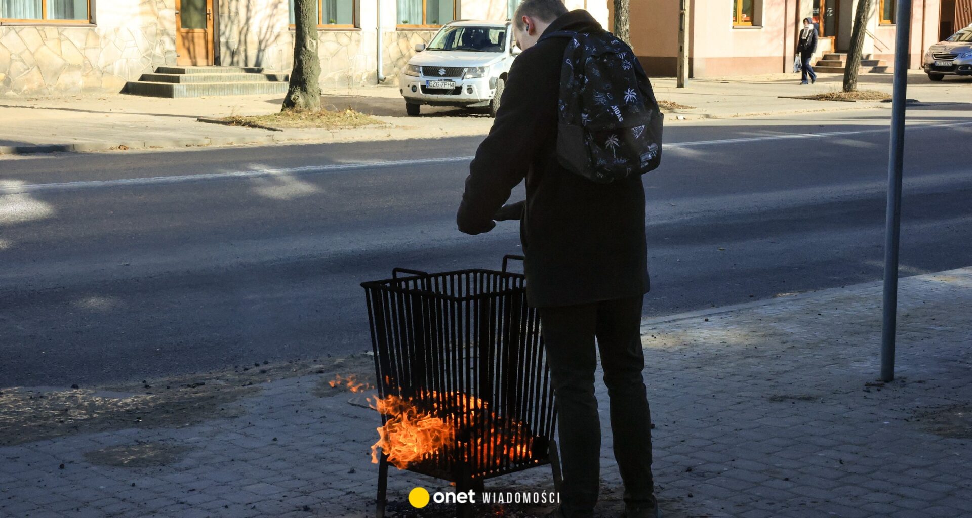 Rekordowe mrozy atakują Polskę. Setki szkół odwołały zajęcia [RELACJA NA ŻYWO]