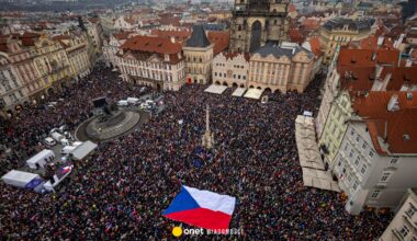 Kryzys polityczny w Czechach nabiera tempa. Obywatele masowo wyszli na ulice - Onet Wiadomości