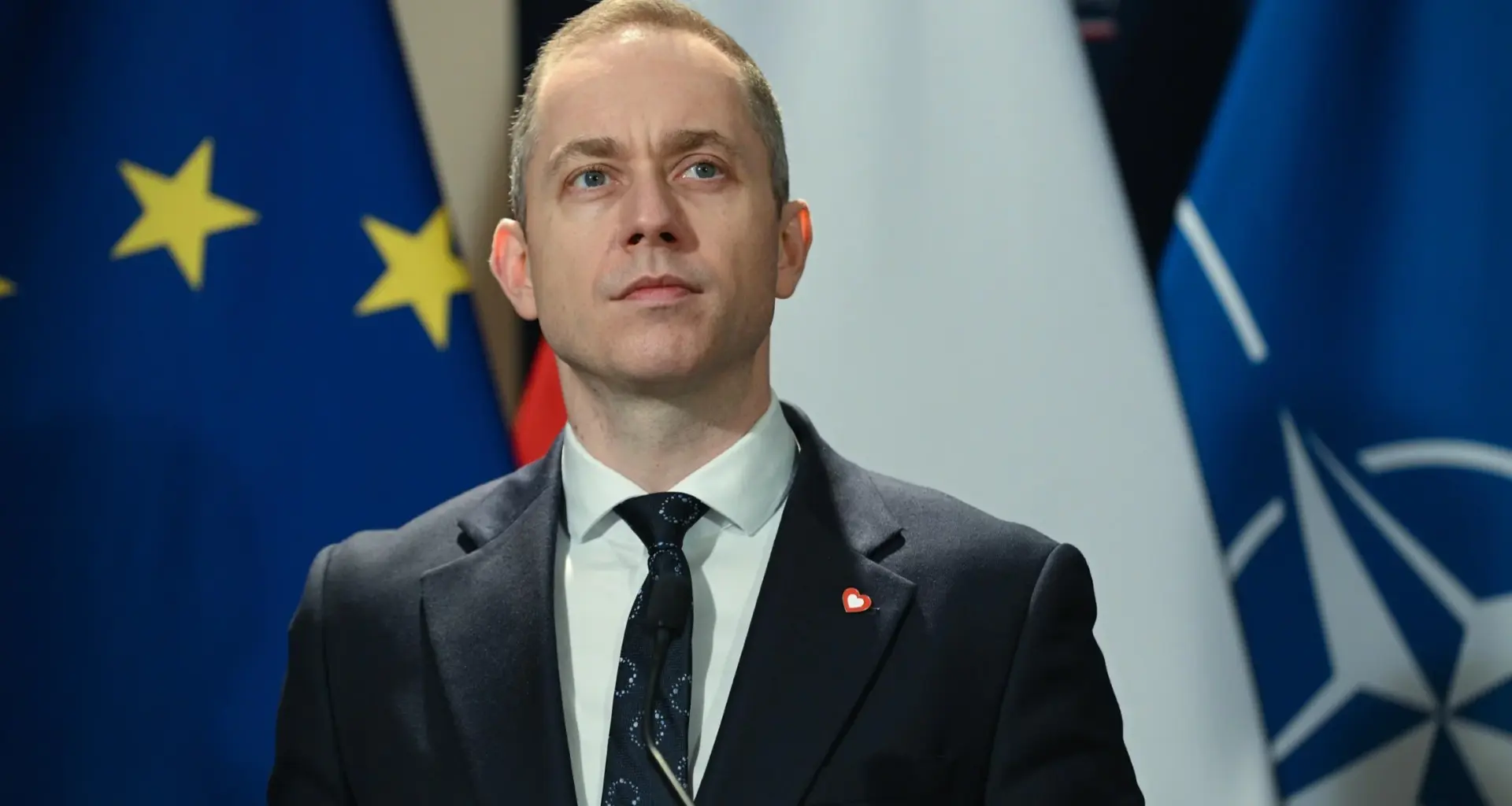 Wiceszef MON Cezary Tomczyk