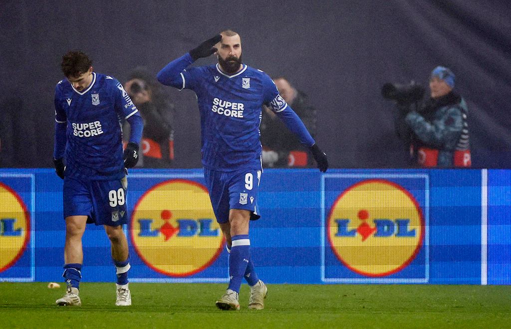 SOCCER-CONFERENCE-OLO-LPO/